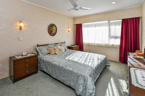 Photo of property in 4/16 Regent Street, Papatoetoe, Auckland, 2025