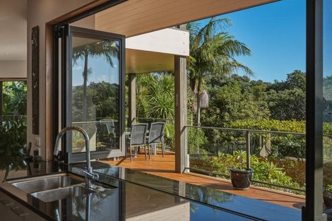 Photo of property in 61 State Highway 10, Coopers Beach, 0420