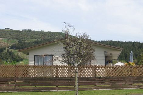 Photo of property in 20 Chapman Place, Fairy Springs, Rotorua, 3015