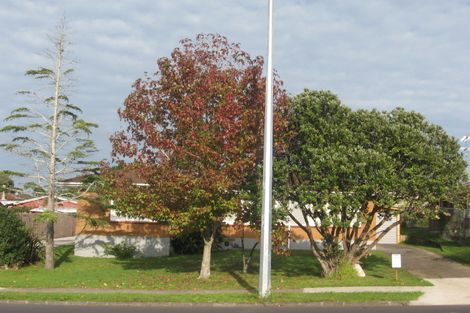 Photo of property in 49 Cascades Road, Pakuranga Heights, Auckland, 2010