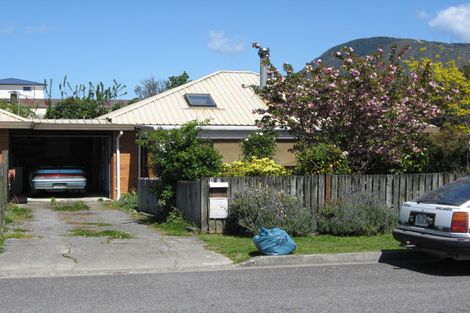 Photo of property in 11 Leicester Street, Picton, 7220