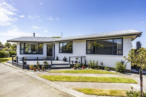 Photo of property in 25 Johns Road, Rangiora, 7400