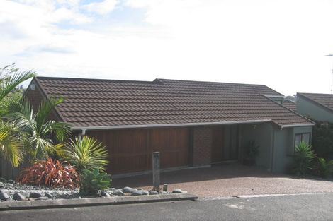 Photo of property in 38 Onetaunga Road, Chatswood, Auckland, 0626