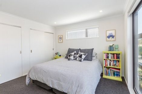 Photo of property in 24 Kempton Street, Greytown, 5712