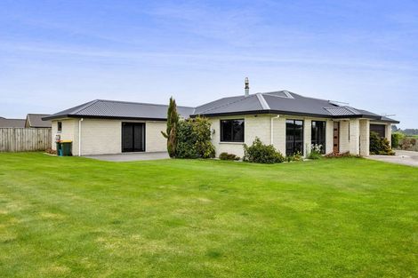 Photo of property in 14 Larlin Drive, Hawera, 4675