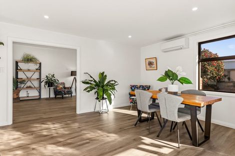 Photo of property in 27 Logan Avenue, Marewa, Napier, 4110