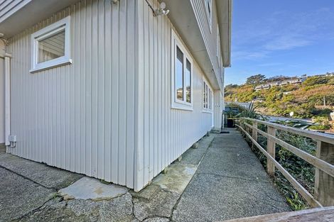 Photo of property in 27 Hathaway Avenue, Karori, Wellington, 6012
