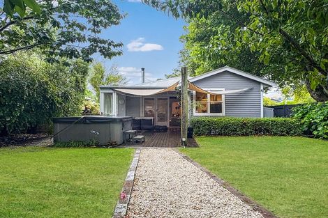 Photo of property in 147 Fisher Avenue, Beckenham, Christchurch, 8023