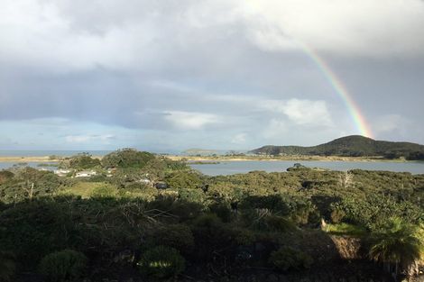 Photo of property in 21 Kakariki Road, Ngunguru, Whangarei, 0173