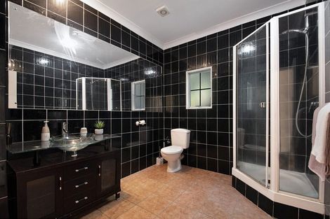 Photo of property in 13 Belvedere Court, West Harbour, Auckland, 0618