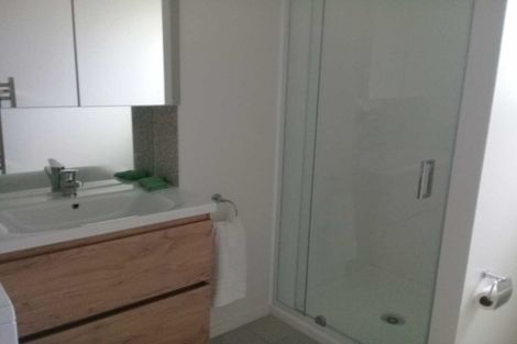 Photo of property in 312a One Tree Point Road, One Tree Point, 0118