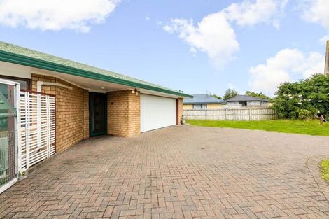 Photo of property in 36 Constable Road, Waiuku, 2123