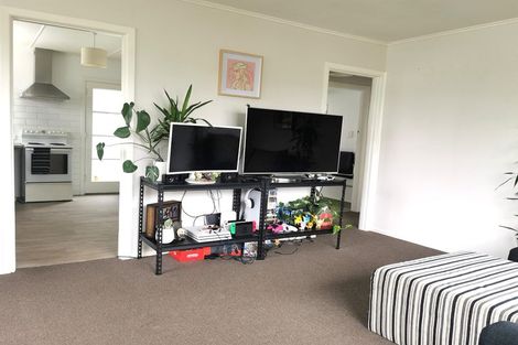 Photo of property in 1/1302 Caroline Road, Mayfair, Hastings, 4122