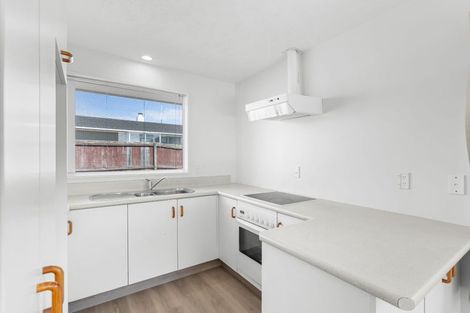 Photo of property in 2/23 Division Street, Riccarton, Christchurch, 8041