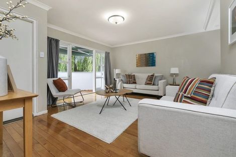 Photo of property in 10 Beeche Place, Birkdale, Auckland, 0626