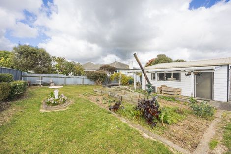 Photo of property in 196 Cambridge Street, Levin, 5510