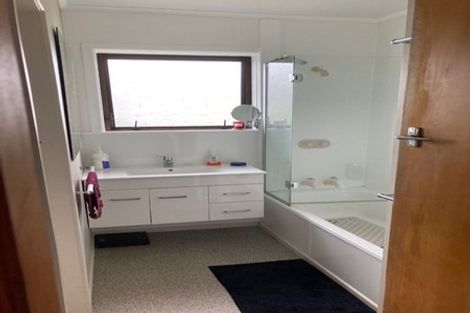 Photo of property in 4 Margaret Place, Merrilands, New Plymouth, 4312