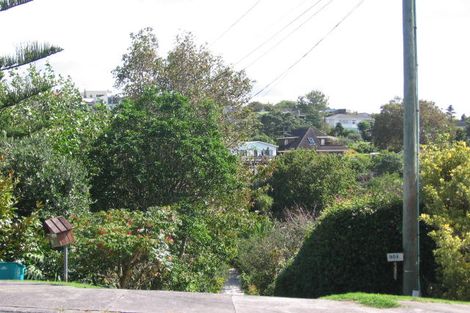 Photo of property in 904 Beach Road, Waiake, Auckland, 0630