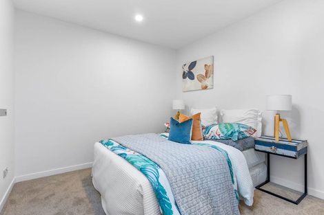 Photo of property in 121b Sycamore Drive, Sunnynook, Auckland, 0620