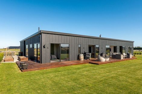 Photo of property in 64 Summers Road, Darfield, 7571