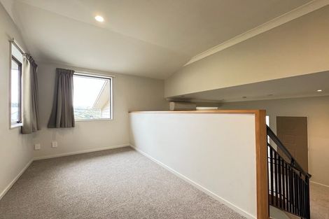 Photo of property in 6 Port Lane, Whitby, Porirua, 5024
