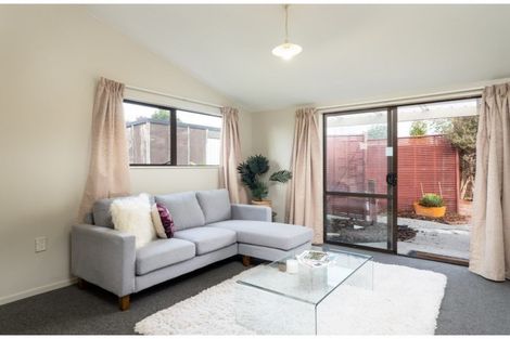 Photo of property in 18 Tilford Street, Woolston, Christchurch, 8062