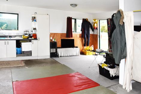 Photo of property in 37 Banks Street, Tolaga Bay, 4077