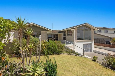 Photo of property in 182 Ocean Road, Ohope, 3121