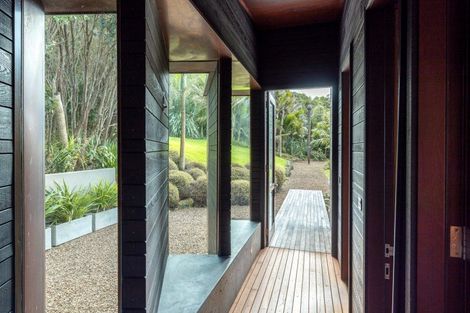 Photo of property in 209 Delamore Drive, Oneroa, Waiheke Island, 1081