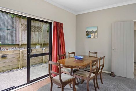 Photo of property in 37 Huia Street, Waikanae, 5036