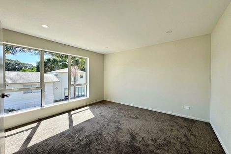 Photo of property in 118 Pigeon Mountain Road, Half Moon Bay, Auckland, 2012