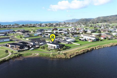 Photo of property in 172 Ngaio Drive, Matarangi, Whitianga, 3592