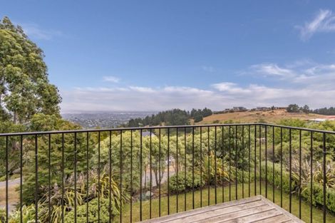 Photo of property in 17 Westview Place, Huntsbury, Christchurch, 8022