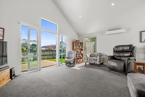 Photo of property in 32 Merlot Heights, Huapai, Kumeu, 0810