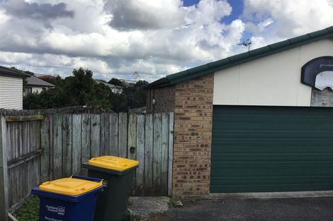 Photo of property in 36 Woodbank Drive, Glen Eden, Auckland, 0602