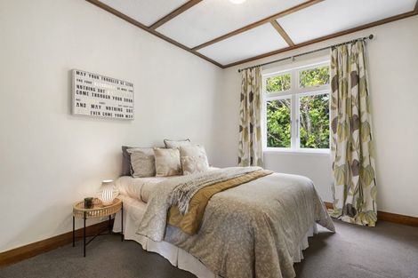 Photo of property in 1 Dee Street, Island Bay, Wellington, 6023