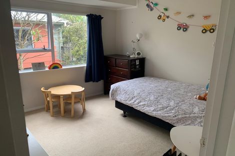 Photo of property in 2/18 Elliott Avenue, Bayview, Auckland, 0629