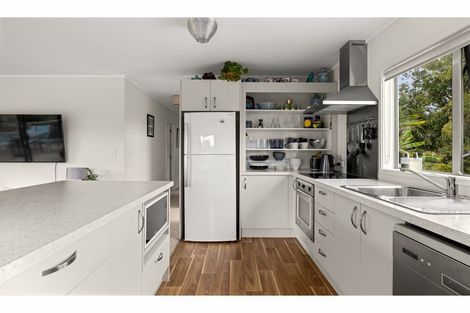 Photo of property in 19 Tui Grove, Paihia, 0200