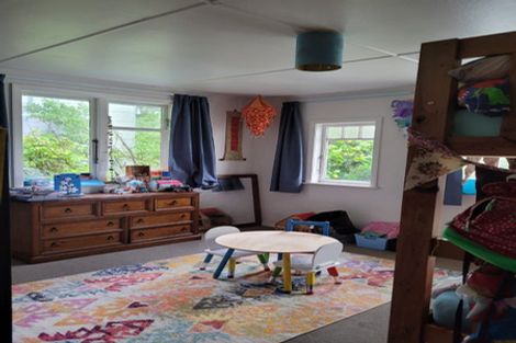 Photo of property in 34 Sievers Grove, Cannons Creek, Porirua, 5024