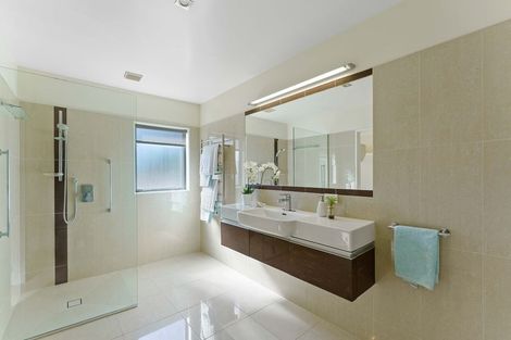 Photo of property in 7 Matata Place, Waikanae, 5036