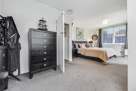 Photo of property in 25 Joanna Place, Deanwell, Hamilton, 3206