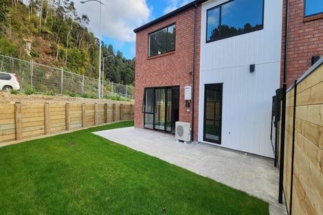 Photo of property in 2 Doug Jensen Street, Wallaceville, Upper Hutt, 5018