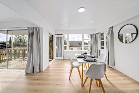 Photo of property in 70 Sturges Road, Henderson, Auckland, 0612