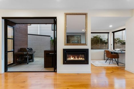 Photo of property in 9 Coastview Lane, Long Bay, Auckland, 0630