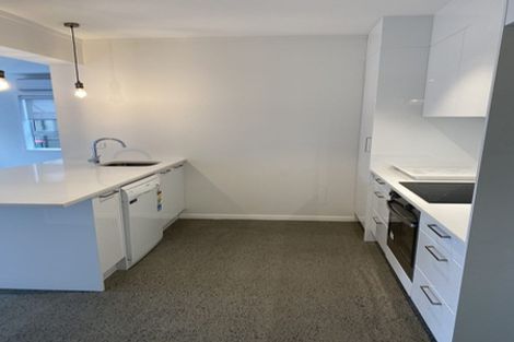 Photo of property in 1/19-23 Matipo Road, Mairangi Bay, Auckland, 0630