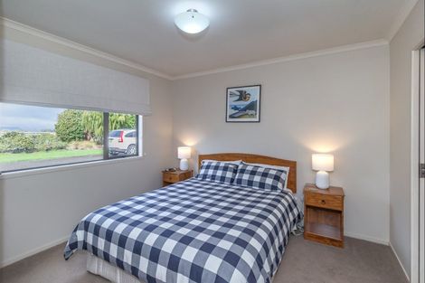 Photo of property in 138 Muhunoa Road West, Ohau, Levin, 5570