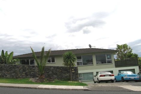 Photo of property in 1086 Beach Road, Torbay, Auckland, 0630