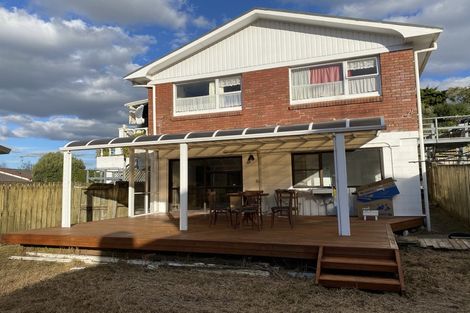 Photo of property in 2/133 Ennis Avenue, Pakuranga Heights, Auckland, 2010