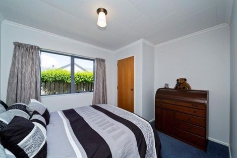 Photo of property in 2 Fantham Street, Hawera, 4610