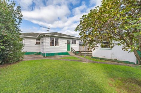 Photo of property in 115 Bartholomew Road, Levin, 5510